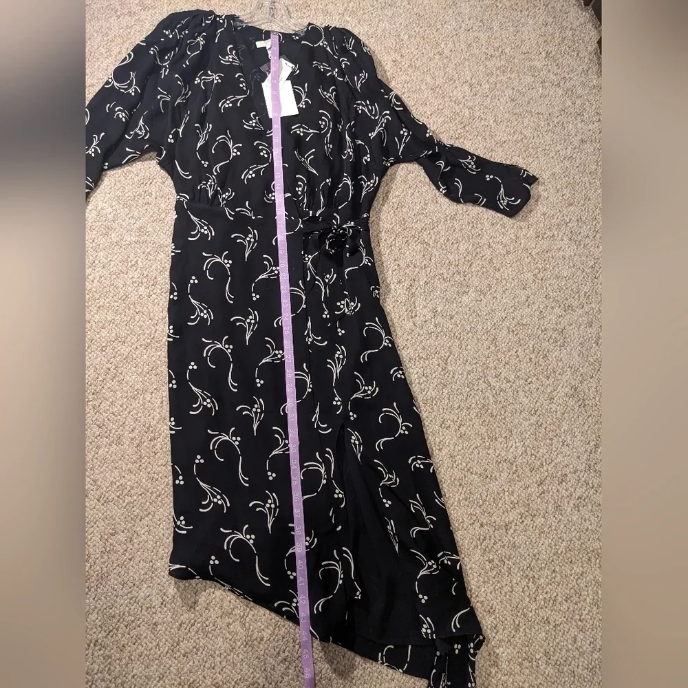 Joie Asymmetrical wrap dress. Size S - Picture 7 of 9